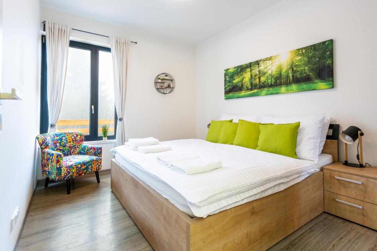 אברטאמי Scandic Apartments Plesivec מראה חיצוני תמונה