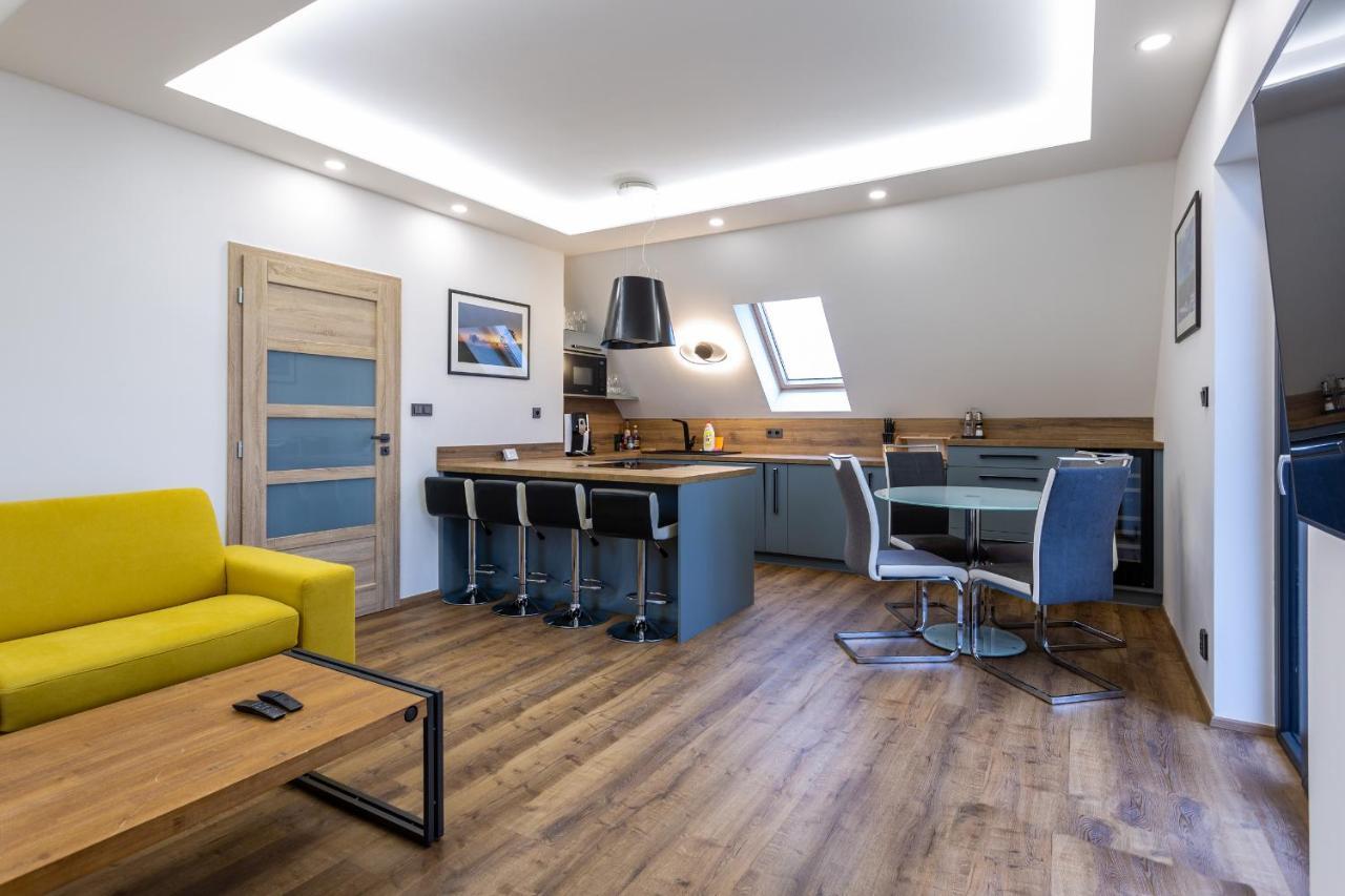 אברטאמי Scandic Apartments Plesivec מראה חיצוני תמונה