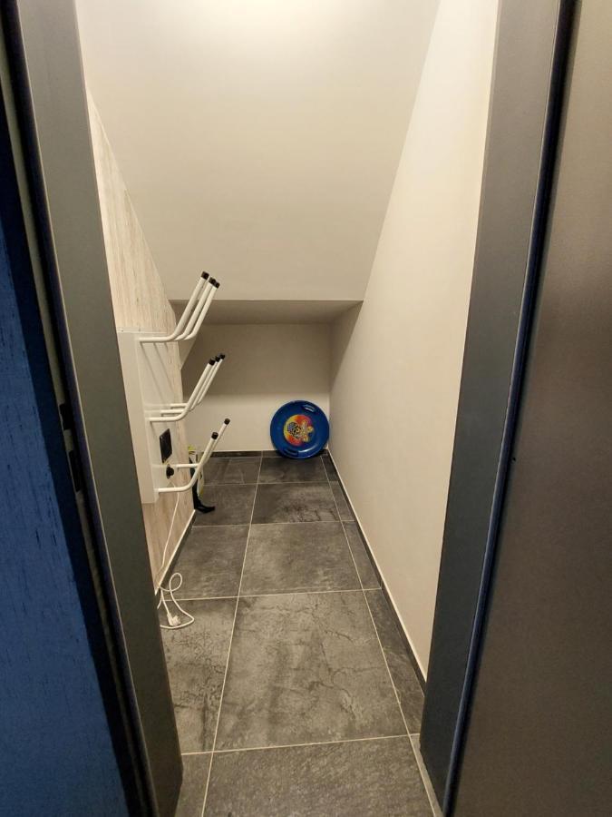 אברטאמי Scandic Apartments Plesivec מראה חיצוני תמונה