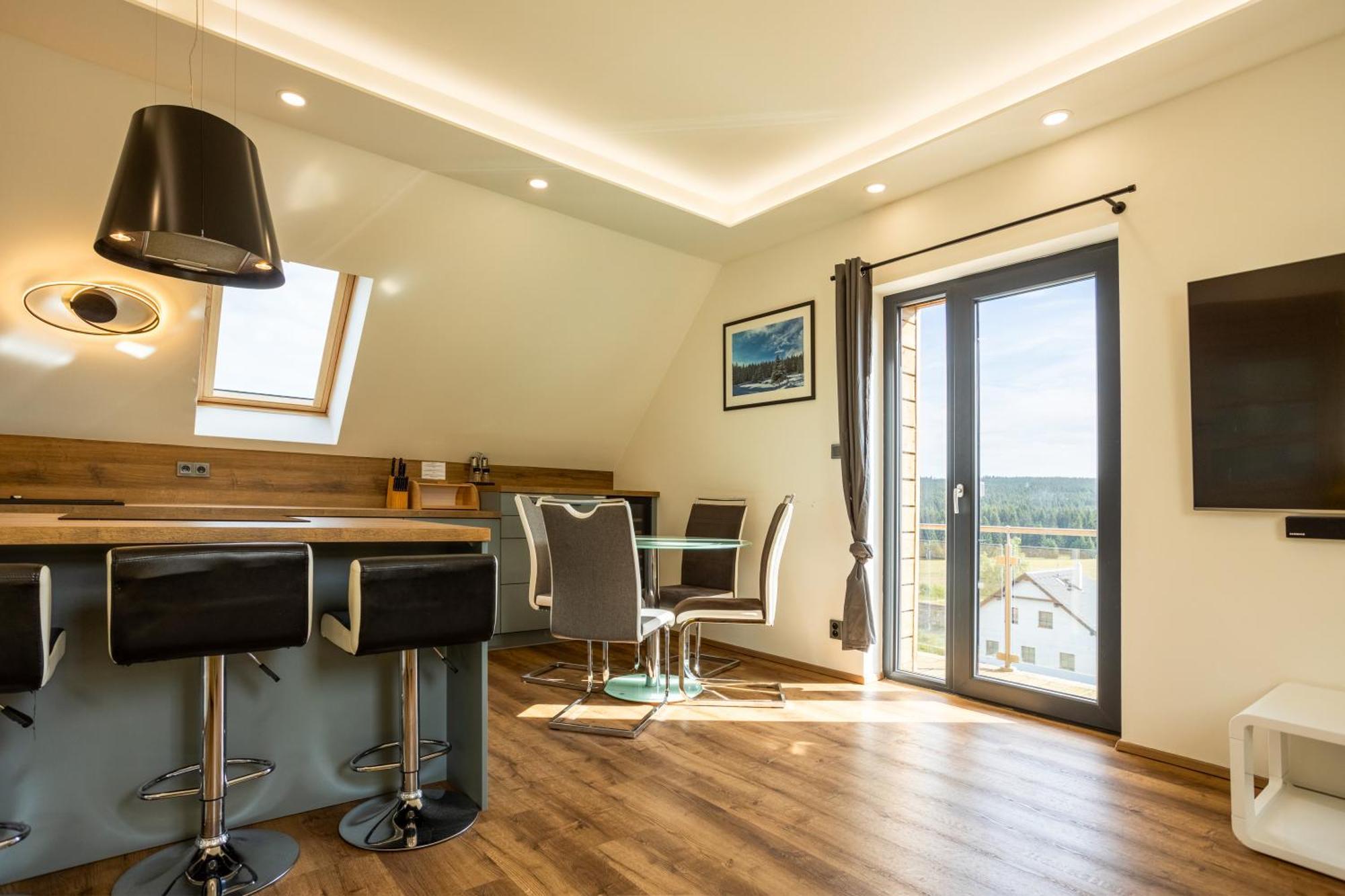 אברטאמי Scandic Apartments Plesivec מראה חיצוני תמונה